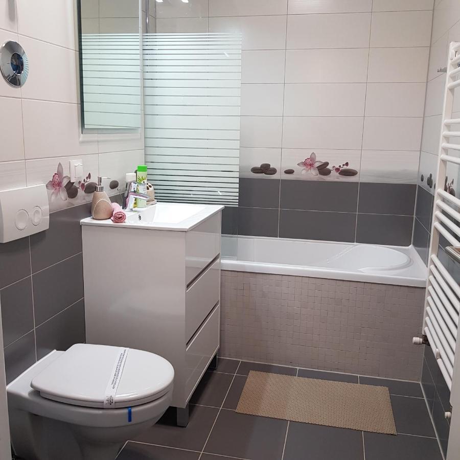 T&m Apartamento Braşov